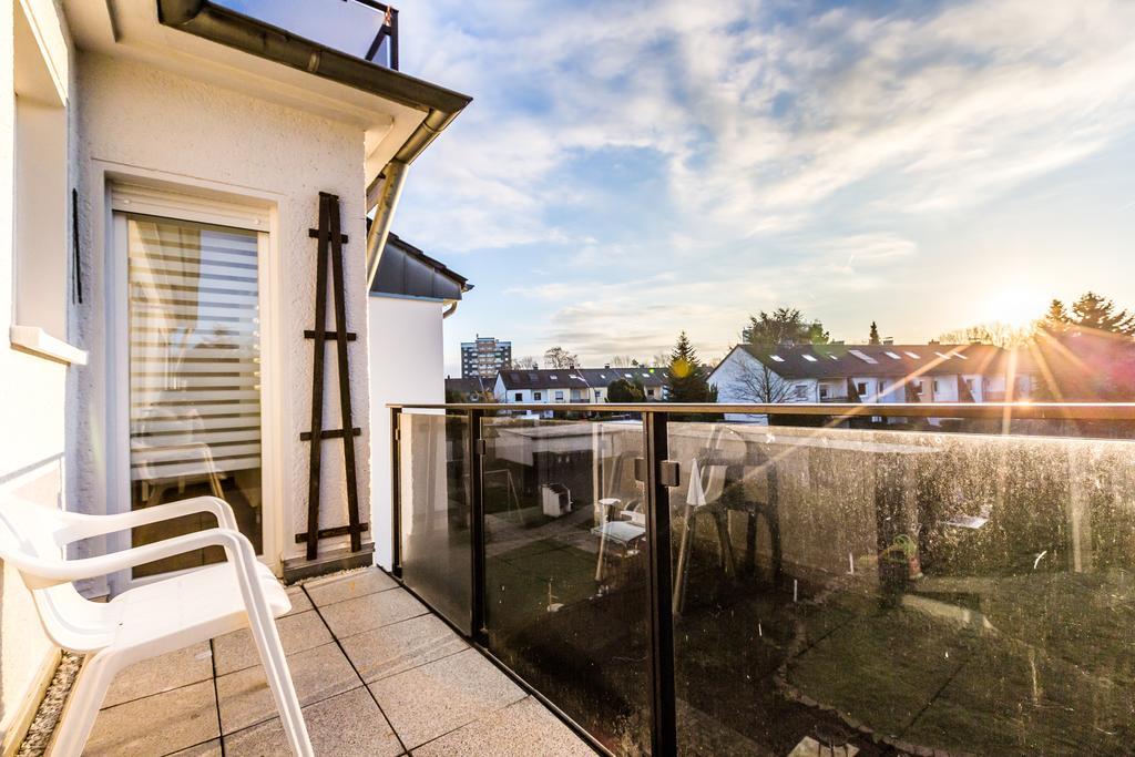 Ferienwohnung Koeln Stammheim Szoba fotó